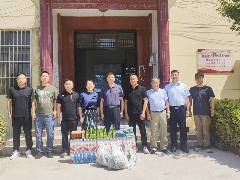 荆平赴扶风县天度村调研乡村振兴工作并深入区研院光伏产业项目检查慰问
